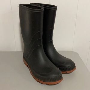 Unisex rain boots size 5